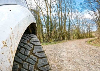 Paysage de Marche en Famenne vu depuis le 4x4 lors d'un stage